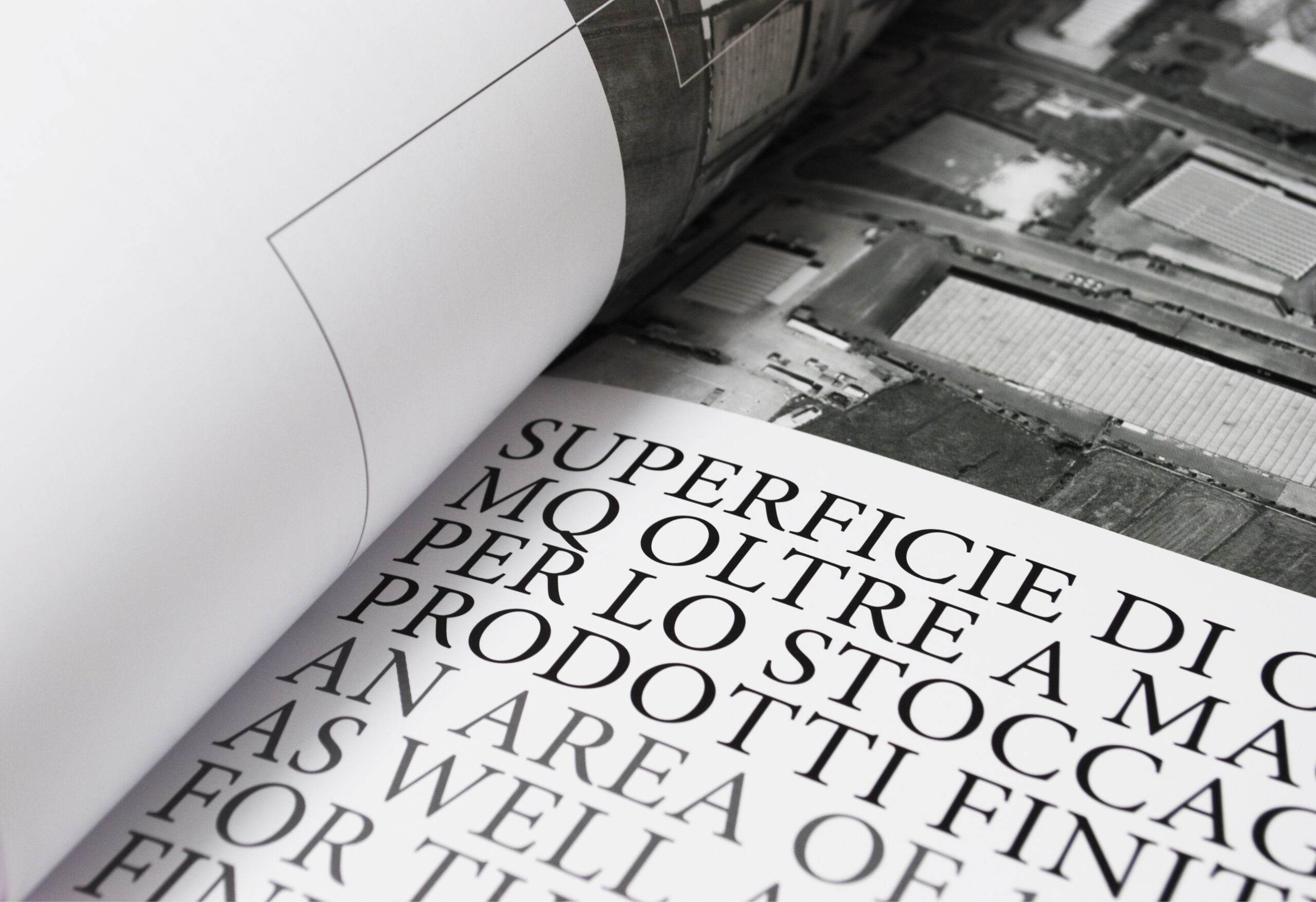 Romanoassociati_Behance_Foto_AriannCatalogo2